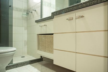 Apartamento à venda com 95m², 3 quartos e 2 vagasBanheiro da Suíte