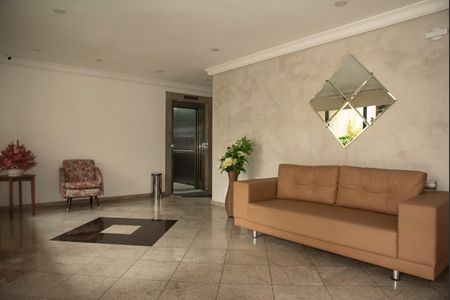 Apartamento à venda com 95m², 3 quartos e 2 vagasHall social