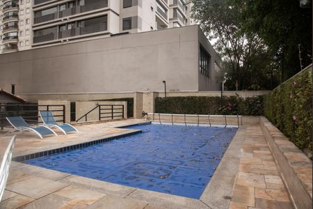 Apartamento à venda com 95m², 3 quartos e 2 vagasÁrea comum - Piscina