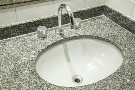 Apartamento à venda com 95m², 3 quartos e 2 vagasBanheiro da Suíte