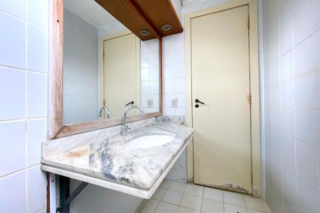 Apartamento à venda com 96m², 3 quartos e 1 vagaBanheiro da Suíte 1