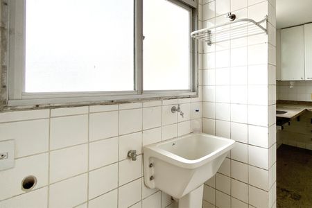 Apartamento à venda com 96m², 3 quartos e 1 vagaÁrea de Serviço