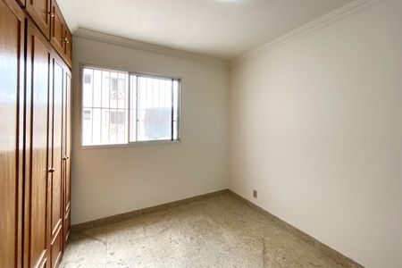 Apartamento à venda com 96m², 3 quartos e 1 vagaQuarto 2