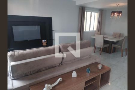 Casa para alugar com 117m², 3 quartos e 2 vagasSala