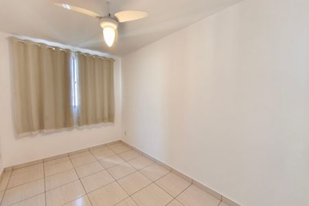 Apartamento à venda com 47m², 2 quartos e 1 vaga Apartamento à venda com 47m², 2 quartos e 1 vagaSala