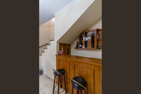 Casa à venda com 200m², 3 quartos e 4 vagas Casa à venda com 200m², 3 quartos e 4 vagasSala