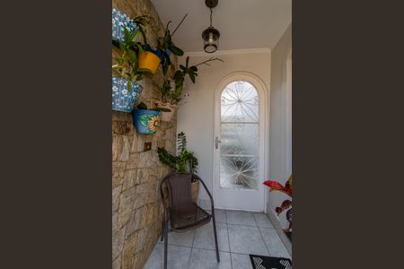 Casa à venda com 200m², 3 quartos e 4 vagas Casa à venda com 200m², 3 quartos e 4 vagasÁrea comum