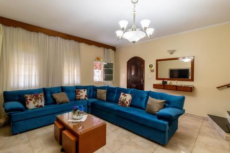 Casa à venda com 200m², 3 quartos e 4 vagas Casa à venda com 200m², 3 quartos e 4 vagasSala