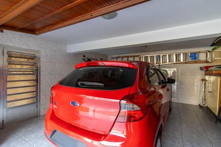 Casa à venda com 200m², 3 quartos e 4 vagas Casa à venda com 200m², 3 quartos e 4 vagasGaragem