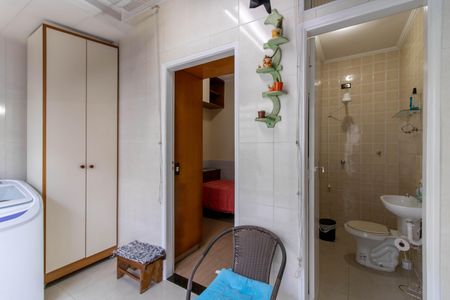 Casa à venda com 200m², 3 quartos e 4 vagas Casa à venda com 200m², 3 quartos e 4 vagasÁrea de Serviço