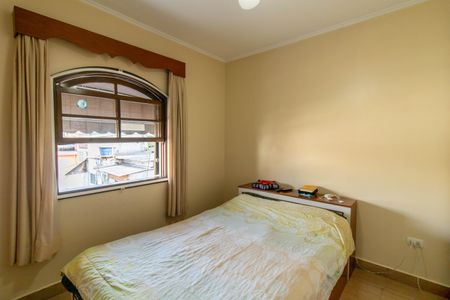 Casa à venda com 200m², 3 quartos e 4 vagas Casa à venda com 200m², 3 quartos e 4 vagasQuarto 2