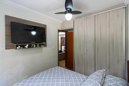 Apartamento à venda com 64m², 3 quartos e 1 vagaQuarto 2