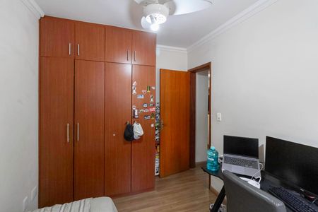 Apartamento à venda com 64m², 3 quartos e 1 vagaQuarto 3