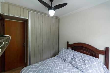 Apartamento à venda com 64m², 3 quartos e 1 vagaQuarto 2