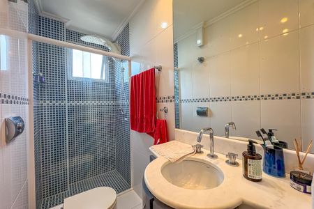 Apartamento à venda com 103m², 3 quartos e 2 vagasBanheiro Social