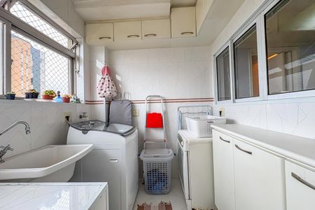 Apartamento à venda com 103m², 3 quartos e 2 vagasÁrea de Serviço
