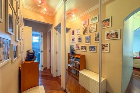 Apartamento à venda com 103m², 3 quartos e 2 vagasCorredor