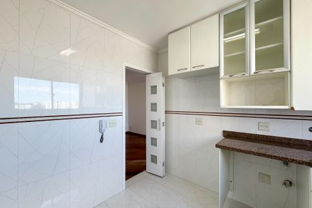 Apartamento à venda com 103m², 3 quartos e 2 vagasCozinha 