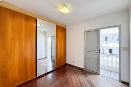 Apartamento à venda com 103m², 3 quartos e 2 vagas Apartamento à venda com 103m², 3 quartos e 2 vagasSuíte