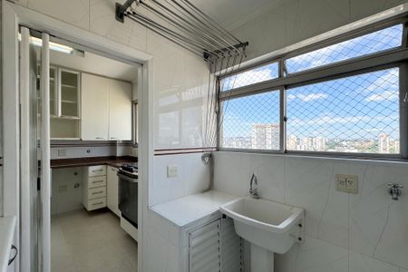 Apartamento à venda com 103m², 3 quartos e 2 vagas Apartamento à venda com 103m², 3 quartos e 2 vagasÁrea de Serviço