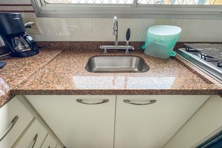 Apartamento à venda com 103m², 3 quartos e 2 vagasCozinha