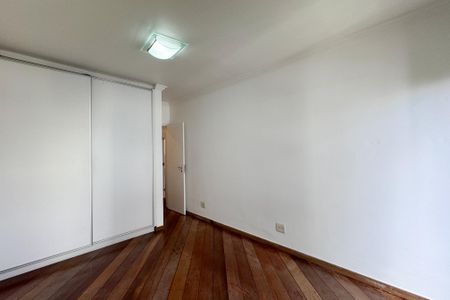 Apartamento à venda com 103m², 3 quartos e 2 vagas Apartamento à venda com 103m², 3 quartos e 2 vagasQuarto 2