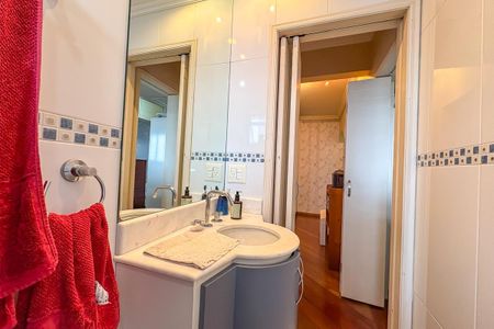 Apartamento à venda com 103m², 3 quartos e 2 vagasBanheiro Social