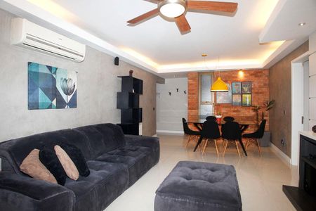 Sala de apartamento à venda com 2 quartos, 110m² em Mont’serrat, Porto Alegre