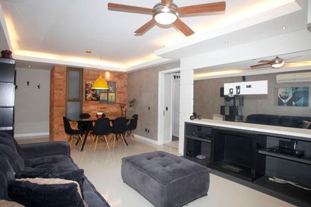 Sala de apartamento à venda com 2 quartos, 110m² em Mont’serrat, Porto Alegre