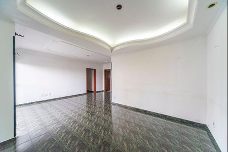 Apartamento para alugar com 126m², 3 quartos e 2 vagasSala