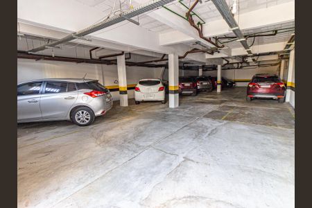 Casa de condomínio à venda com 91m², 3 quartos e 2 vagas Casa de condomínio à venda com 91m², 3 quartos e 2 vagasÁrea comum - Garagem