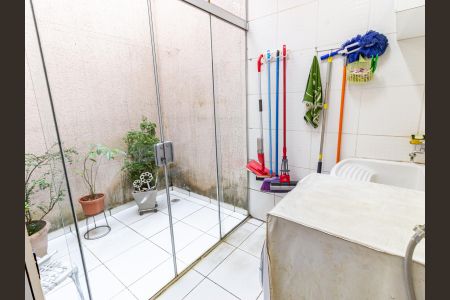 Casa de condomínio à venda com 91m², 3 quartos e 2 vagas Casa de condomínio à venda com 91m², 3 quartos e 2 vagasÁrea de Serviço