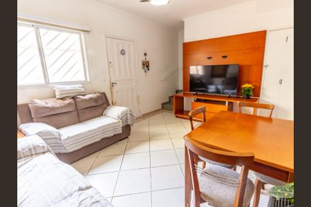 Casa de condomínio à venda com 91m², 3 quartos e 2 vagas Casa de condomínio à venda com 91m², 3 quartos e 2 vagasSala