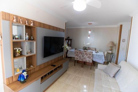 Apartamento à venda com 128m², 2 quartos e 1 vaga Apartamento à venda com 128m², 2 quartos e 1 vagaSala