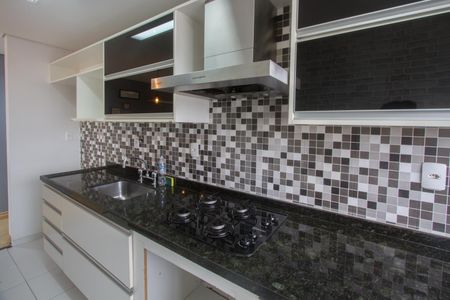 Apartamento para alugar com 62m², 2 quartos e 2 vagas Apartamento para alugar com 62m², 2 quartos e 2 vagasCozinha