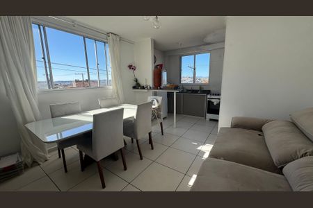 Apartamento à venda com 120m², 2 quartos e 2 vagas Apartamento à venda com 120m², 2 quartos e 2 vagasSala