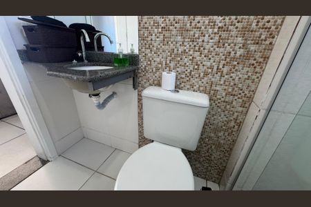 Apartamento à venda com 120m², 2 quartos e 2 vagas Apartamento à venda com 120m², 2 quartos e 2 vagasBanheiro/Suite