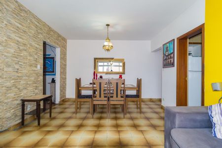 Apartamento à venda com 115m², 2 quartos e 2 vagas Apartamento à venda com 115m², 2 quartos e 2 vagasSala