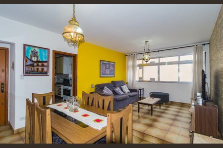 Apartamento à venda com 115m², 2 quartos e 2 vagas Apartamento à venda com 115m², 2 quartos e 2 vagasSala