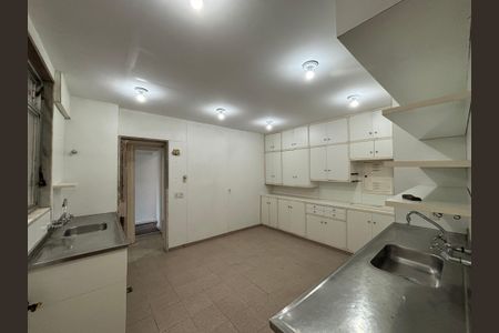 Apartamento à venda com 285m², 4 quartos e 3 vagasCozinha