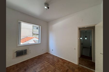 Apartamento à venda com 285m², 4 quartos e 3 vagasQuarto
