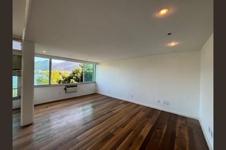 Apartamento à venda com 285m², 4 quartos e 3 vagasSala de jantar