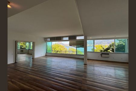 Apartamento à venda com 285m², 4 quartos e 3 vagasSala 2