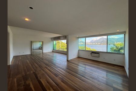 Apartamento à venda com 285m², 4 quartos e 3 vagasSala de jantar