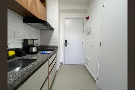 Studio à venda com 30m², 1 quarto e sem vaga Studio à venda com 30m², 1 quarto e sem vagaCozinha