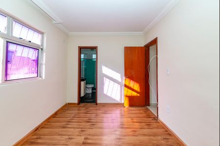 Apartamento à venda com 120m², 3 quartos e 2 vagasSuíte