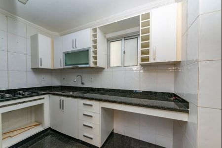 Apartamento à venda com 120m², 3 quartos e 2 vagasCozinha