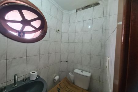 Casa de condomínio à venda com 180m², 3 quartos e 2 vagas Casa de condomínio à venda com 180m², 3 quartos e 2 vagasLavabo