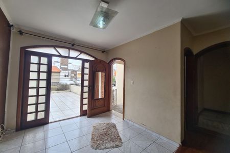 Casa de condomínio à venda com 180m², 3 quartos e 2 vagas Casa de condomínio à venda com 180m², 3 quartos e 2 vagasSala