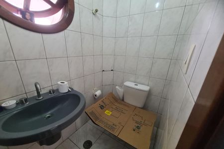 Casa de condomínio à venda com 180m², 3 quartos e 2 vagas Casa de condomínio à venda com 180m², 3 quartos e 2 vagasLavabo